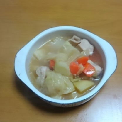 美味しいぃ～♪寒い季節は、やっぱり温かメニュー♪野菜多めで作ってみましたぁ～♪♪